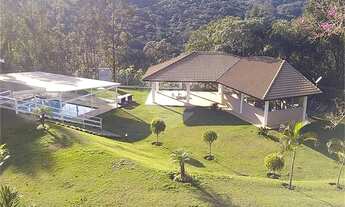 Imagem 2: Sobrado em condomínio fechado 4 suítes com varanda, sendo uma máster com closet e hidro