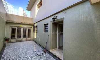 Imagem 4: Linda casa de esquina com belo projeto modernista e muito espaço!