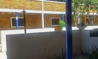 Imagem: Casa tipo sobrado pra alugar no Bessa de