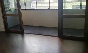 Imagem 4: Apartamento 3 quartos com dependência