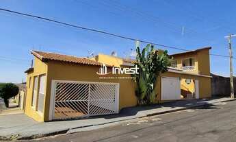 Imagem: Casa à venda, 4 quartos, 2 suítes, 4 vagas