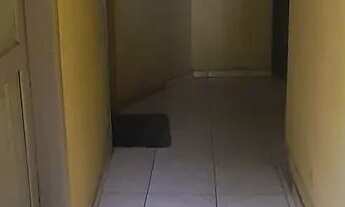 Imagem 3: Centro Gamboa - Apto Conjugado Quarto e Banheiro - R$ 550,00