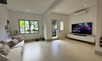 Imagem: Casa em condomínio, mobilia de alto padrão