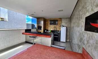 Imagem 5: Cobertura de 3 quartos e 4 vagas de garagem sob pilotis