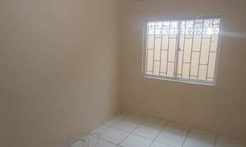 Imagem 6: Casa para aluguel possui 65 metros quadrados com 2 quartos em Tindiquera - Araucária - PR