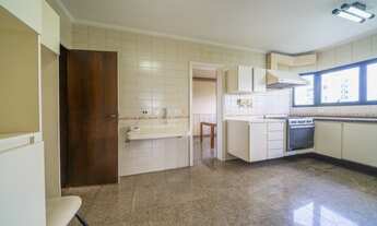 Imagem 7: Apartamento para venda possui 304m² com 4 quartos (4 suítes), 5 vagas e depósito individua