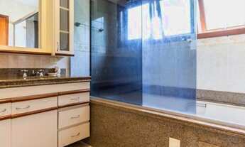 Imagem 6: Casa no Residencial Melville para venda ou locação, com 445 m2 e 4 quartos