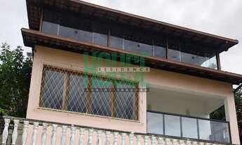 Imagem 4: Casa para venda tem 286 metros quadrados com 5 quartos em Panorama - Teresópolis - RJ