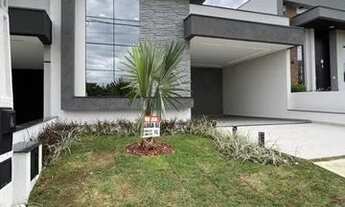 Imagem 2: Casa de condomínio térrea para aluguel possui 144 metros quadrados com 3 quartos