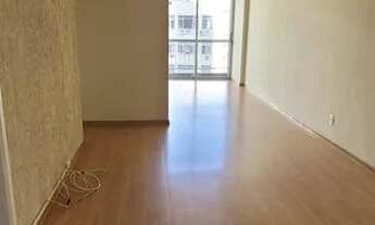 Imagem 3: Excelente 2 quartos com 1 vaga de garagem na Rua Candido Mendes