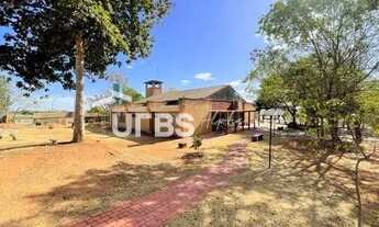 Imagem 6: Lote/Terreno para venda possui 2237 metros quadrados