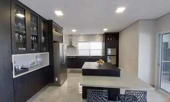 Imagem 2: Sobrado para venda com 180 metros e com 3 quartos em Cotia