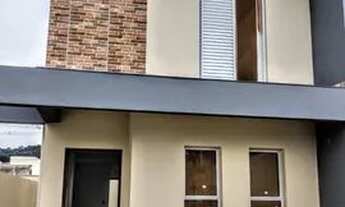 Imagem 2: Casa de condomínio para venda possui 140 metros quadrados com 3 quartos