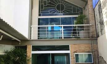 Imagem: Casa para venda tem 264 metros quadrados