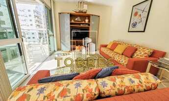 Imagem 6: Apartamento para venda com ampla varanda e 3 quartos na Praia das Pitangueiras - Guarujá