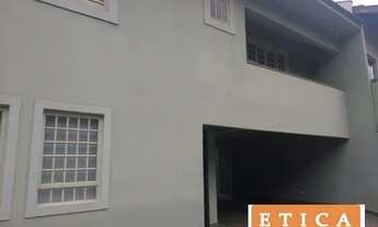 Imagem 3: Casa sobrado com 4 quartos - Bairro Quebec em Londrina