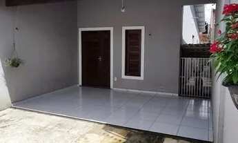 Imagem 2: Casa para venda tem 85 metros quadrados com 2 quartos em Ancuri - Itaitinga - CE