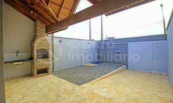 Imagem 2: CASA com piscina e 3 quartos em Peruíbe, no bairro Flora Rica II