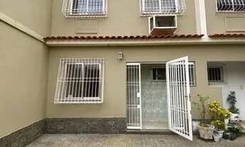 Imagem 2: Casa para Locação em Rio de Janeiro, Irajá, 2 dormitórios, 2 banheiros, 1 vaga