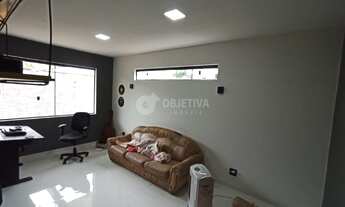 Imagem 4: Linda casa estilo sobrado no Jardim Holanda em fase de acabamento