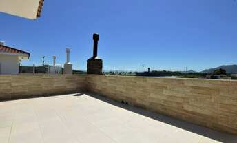 Imagem 5: Cobertura ampla , face norte ótima posição solar, 96m2 com 2 quartos ,muito bem localizada