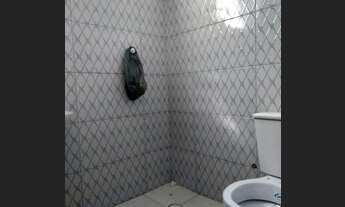 Imagem 7: Sala Living no andar térreo com quintal independente, Vila Fatima em São Vicente