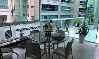 Imagem 3: AMPLO APARTAMENTO COM ÓTIMA QUALIDADE DE MOBILIA E EXCELENTE LOCALIZAÇÃO EM MEIA PRAIA