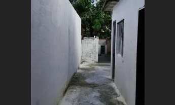 Imagem 6: Alugo kitnets/ Lofts em Belo Horizonte com 7 linhas de ônibus passando na rua paralela