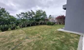 Imagem 4: Casa de Condomínio com 3 Suítes e 4 banheiros para alugar, 200 m² pacote R$ 4.800