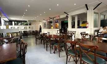 Imagem 2: Restaurante completo