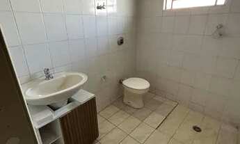 Imagem 6: Amplo sobrado arejado