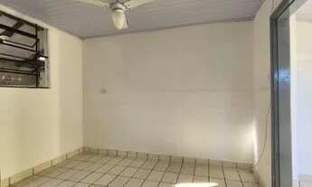 Imagem 3: Casa Residencial com 1 quarto para alugar por R$ 600.00, 35.00 m2 - SOL - LONDRINA/PR