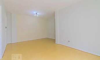 Imagem 4: Apartamento para Aluguel - Água Verde, 3 Quartos, 67 m2