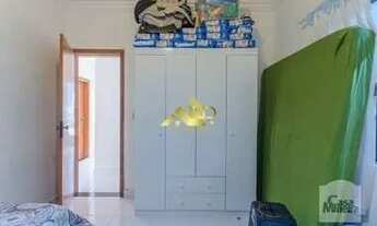 Imagem 3: Belo Horizonte - Casa Padrão - Copacabana