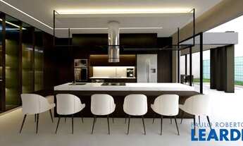 Imagem 6: CASA ASSOBRADADA - CONDOMÍNIO RESIDENCIAL COLINAS DO PARATEHY - SP