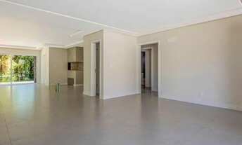 Imagem 5: Casa para Venda em Gramado, Vivendas do Arvoredo, 3 dormitórios, 3 suítes, 4 banheiros, 2