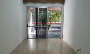 Imagem 2: Apartamento com 110m2, frente, varandão, armários nos quartos