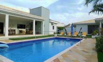 Imagem: Bm) Casas em Ubatuba ou litoral