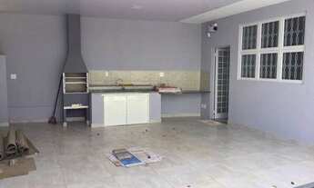 Imagem 3: Casa para venda tem 183 metros quadrados com 3 quartos em Vila Martins - Carapicuíba - SP