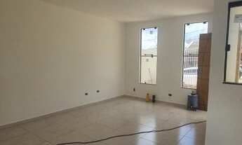 Imagem 3: Casa Germinada para Locação - 69 m - 3 quartos e 1 Banheiro - Na Cidade de Rolândia