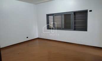 Imagem 6: Casa para Venda em Uberlândia, Fundinho, 3 dormitórios, 1 suíte, 3 banheiros, 2 vagas