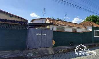 Imagem 4: Casa com 03 quartos e edícula no Centro de Lorena a venda