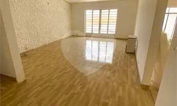 Imagem 2: São Paulo - Casa Padrão - PARADA INGLESA