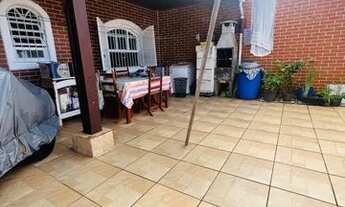 Imagem 3: Casa lote inteiro na primeira quadra com preço excelente