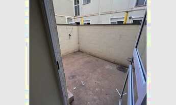 Imagem 3: Apartamento com 2 dormitórios, 1 quintal (área externa), Residencial Angra dos Reis. 1 vag