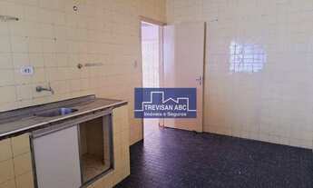 Imagem 2: Casa para locação no Centro de Diadema - 3 dorms, quintal e 3 vagas; 179m²