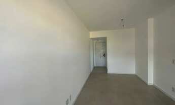 Imagem 2: Apartamento para aluguel com 77 metros quadrados com 3 quartos em Jacarepaguá - Rio de Jan