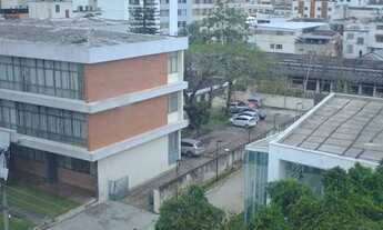 Imagem 4: Centro excelente quitinete, cozinha americana, garagem, linda vista, frente