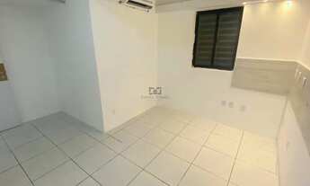 Imagem 7: Casa para aluguel possui 330 metros quadrados com 8 quartos em Madalena - Recife - PE