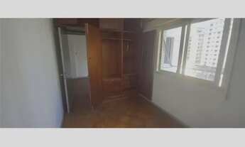 Imagem 4: More no coração do bairro do Embaré, na quadra da praia!!!!!